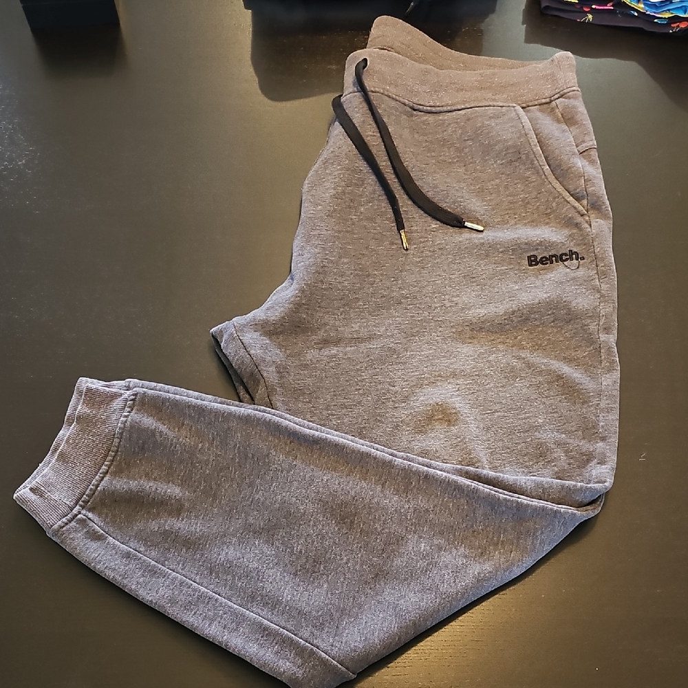 Bench Gray xxl Jogger Pants. sweatpants.sweats.
